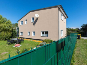 Strandnahes Familien-Ferienhaus mit grossem Garten, Kröpelin